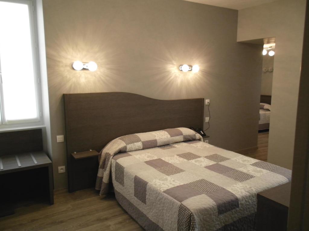 Annexe Hotel De La Gare Hendaye Eksteriør billede